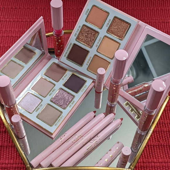 Kylie Cosmetics Other - (Old) Kylie Cosmetics x Ulta Beauty Holiday 2020 Bundle